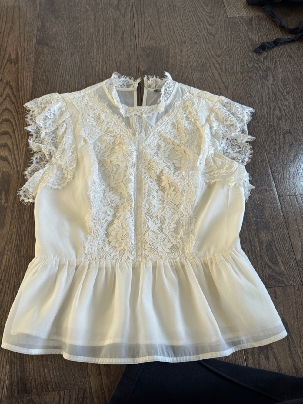 EXPRESS White Lace Blouse with Ruffled Cap Sleeves